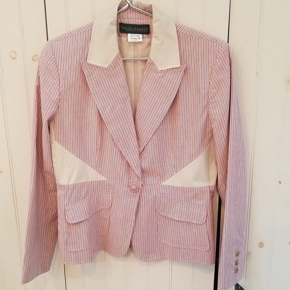 NWT Harve Bernard Funky Flattering Blazer